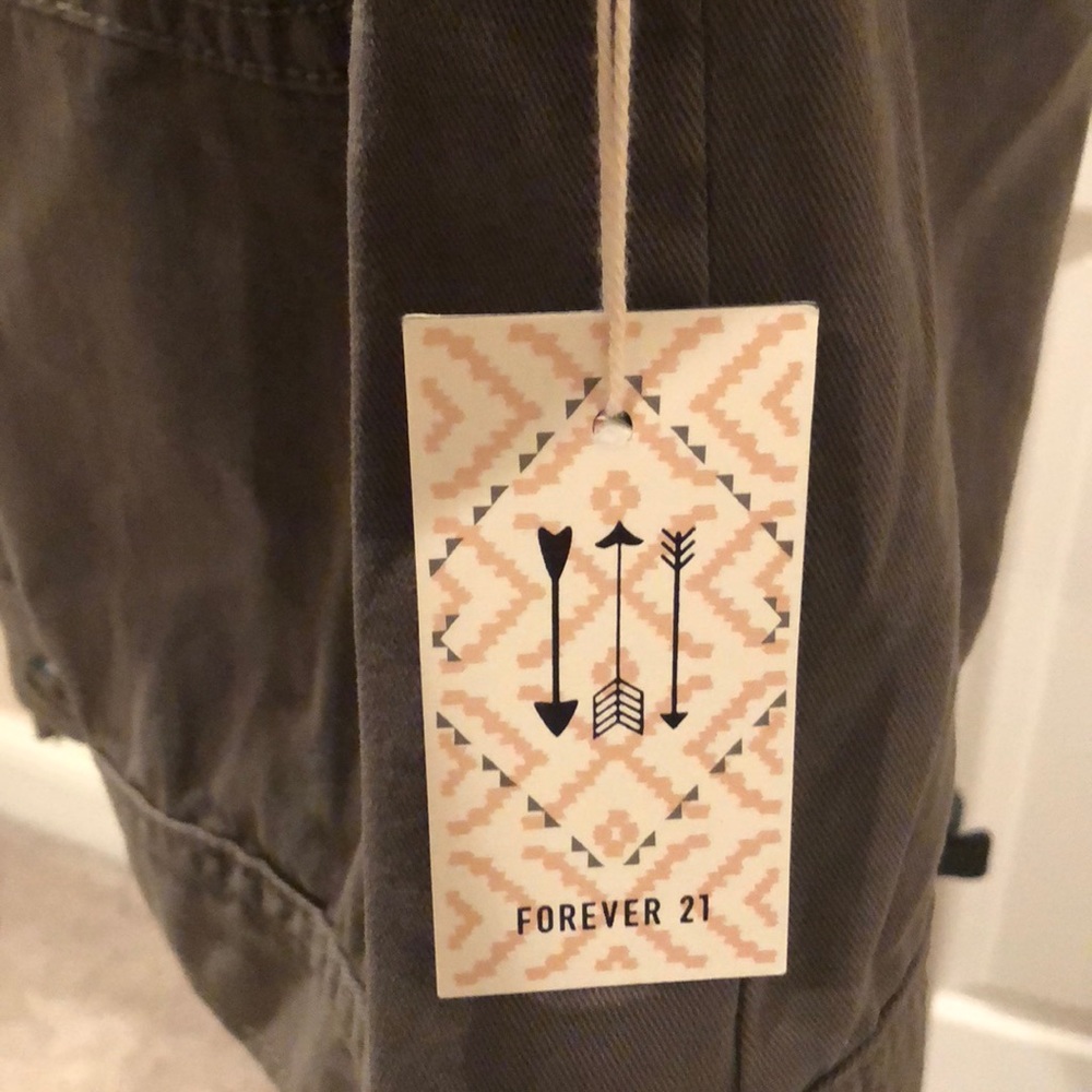 🚫SOLD🚫Forever 21 new casual jacket in olive - Picture 4 of 5